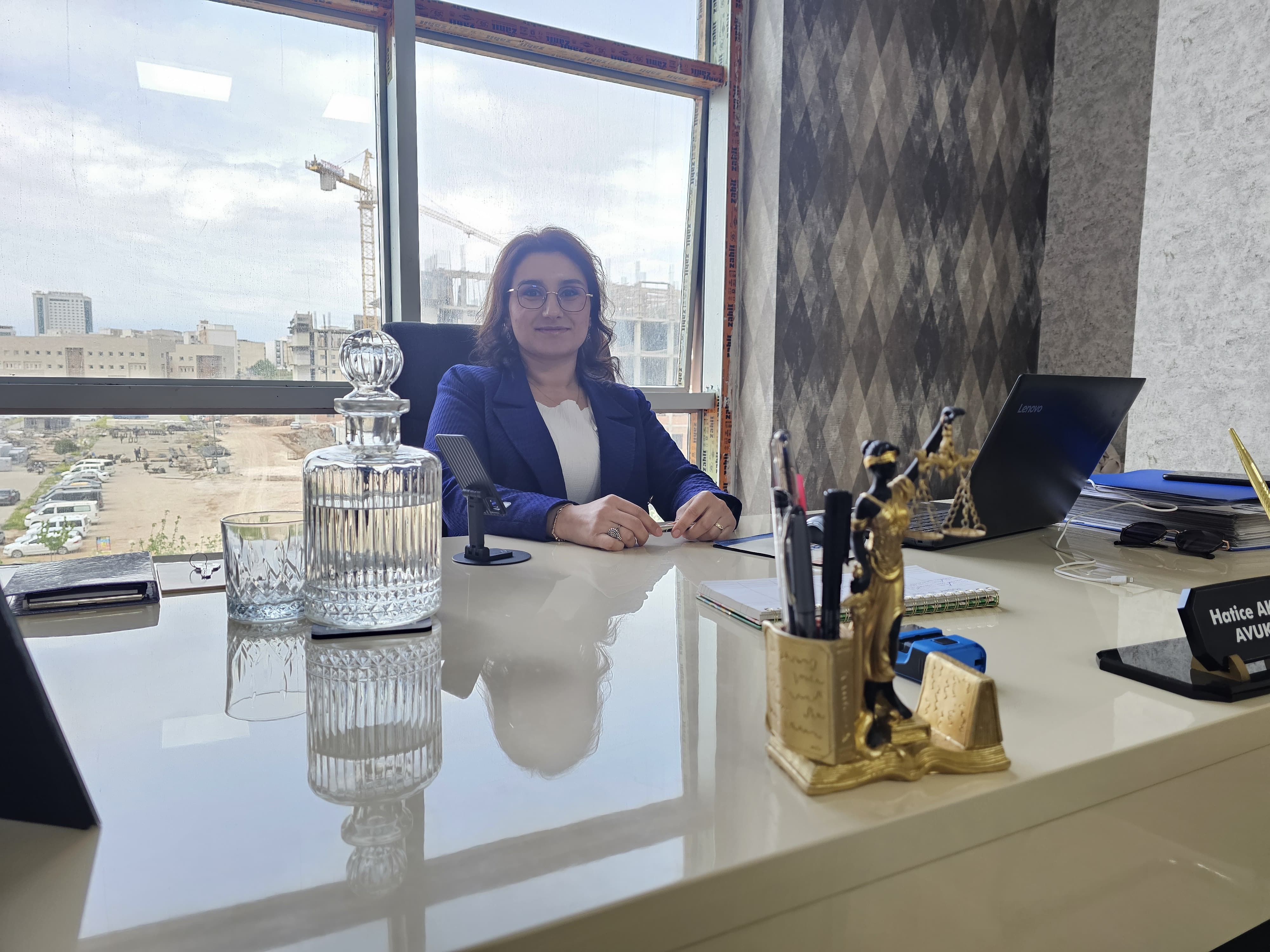 İş Hukuku Alanında Uzman Avukatlar Yardımcı Oluyor